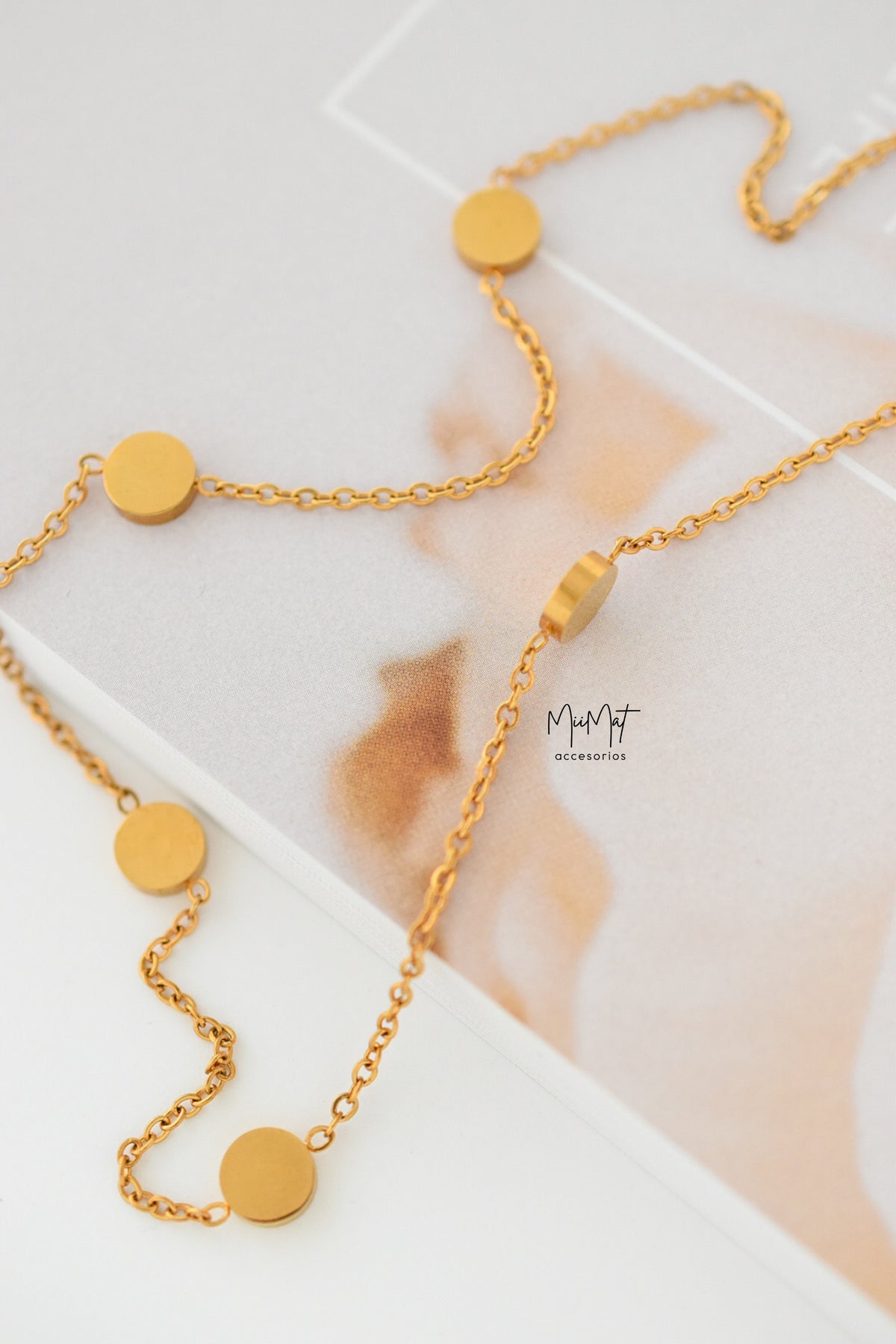 Collar Basic Chic