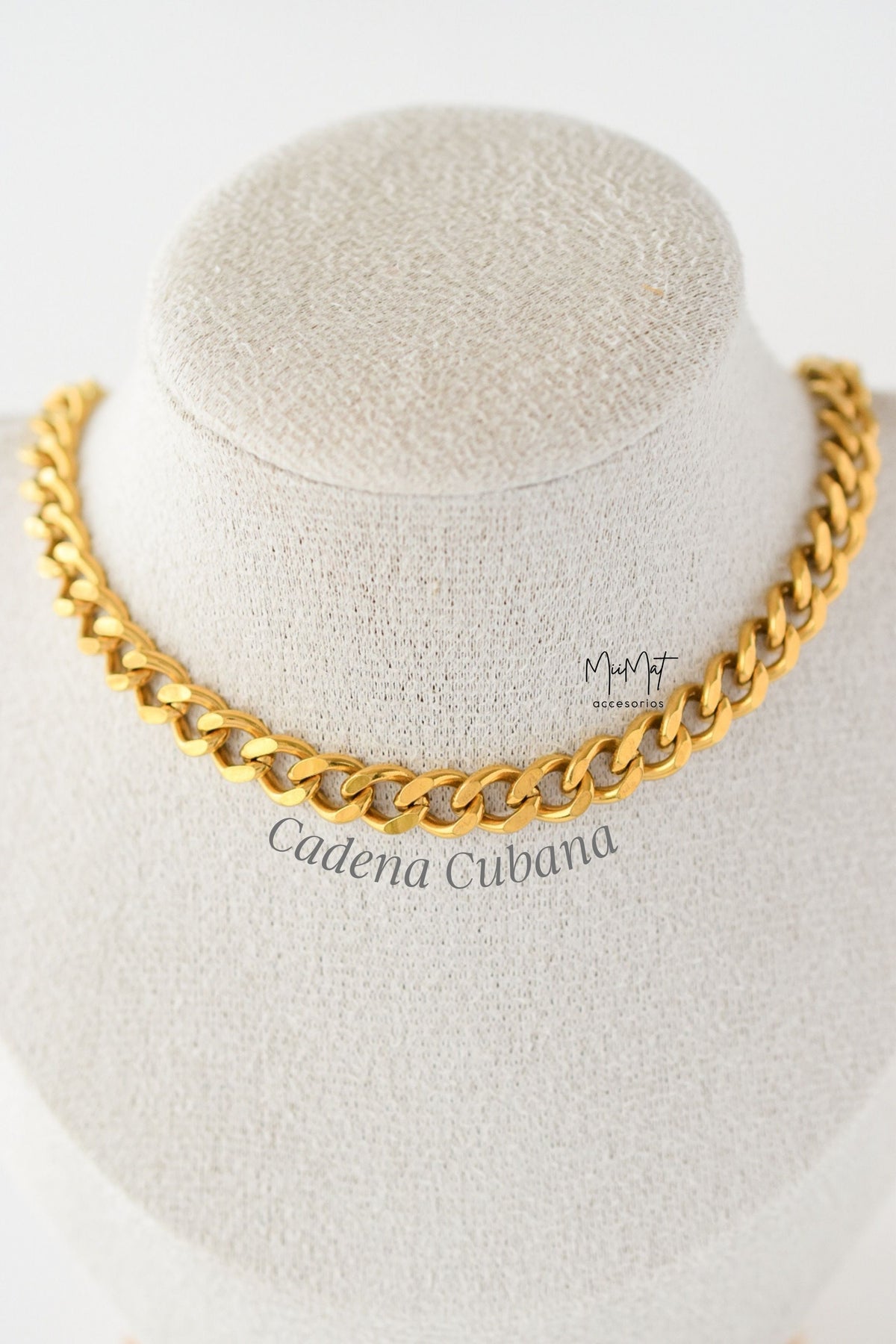 Chains Doradas