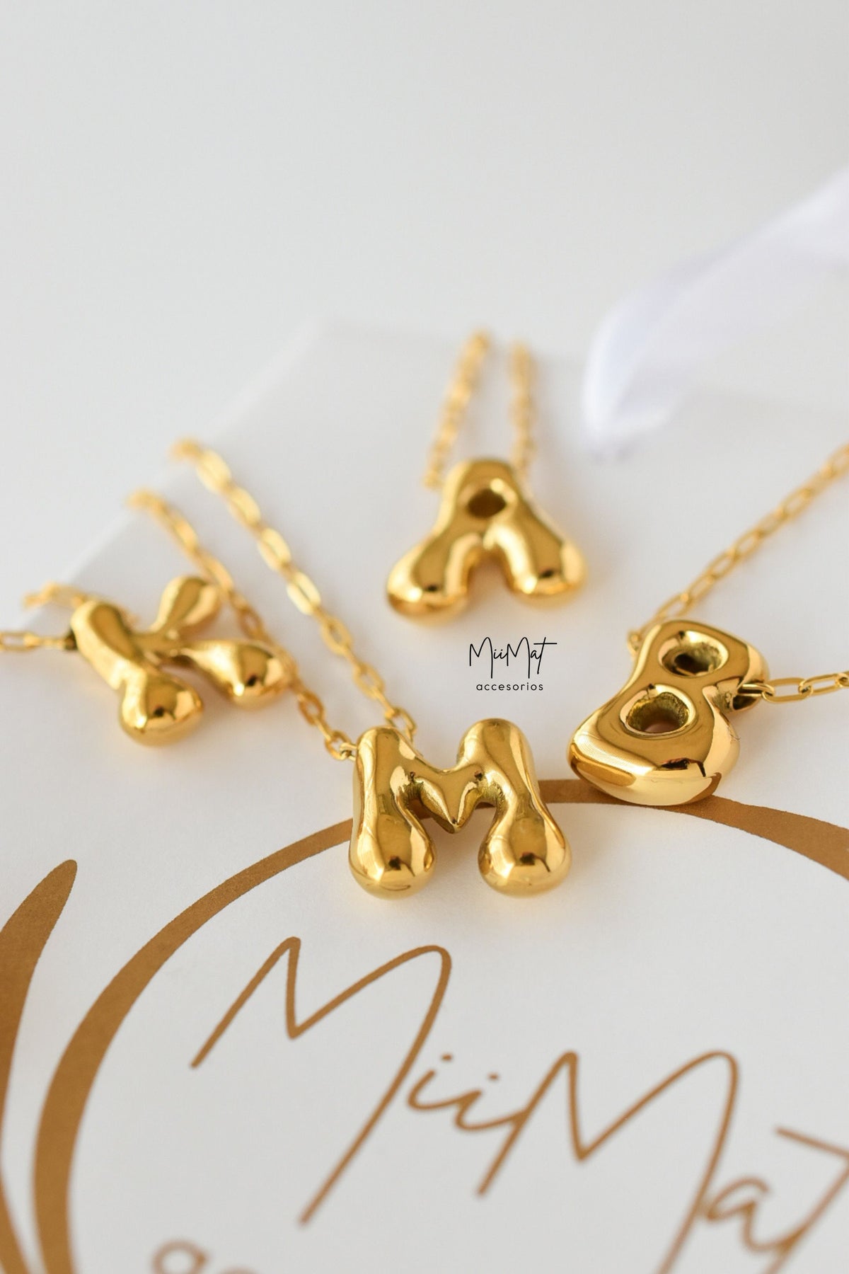 Collar Inicial Bubble