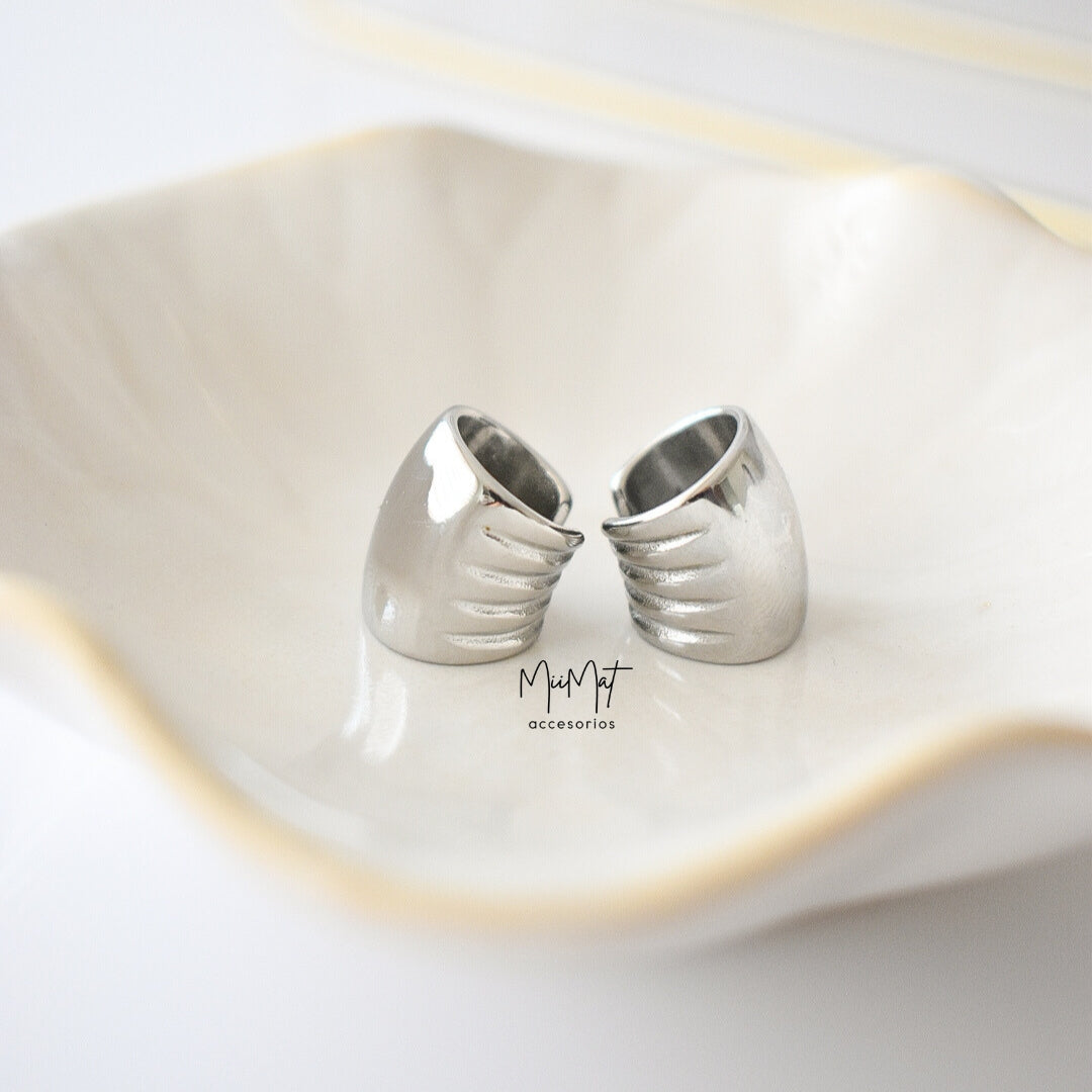 Ear Cuff Trendy Silver