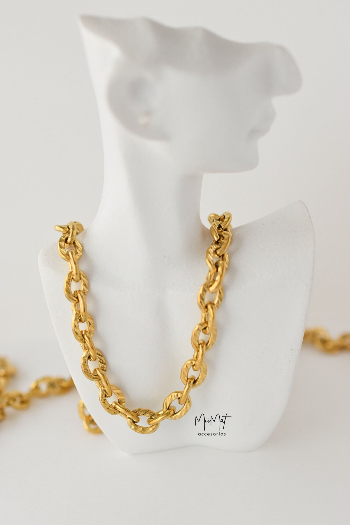 Chains Doradas