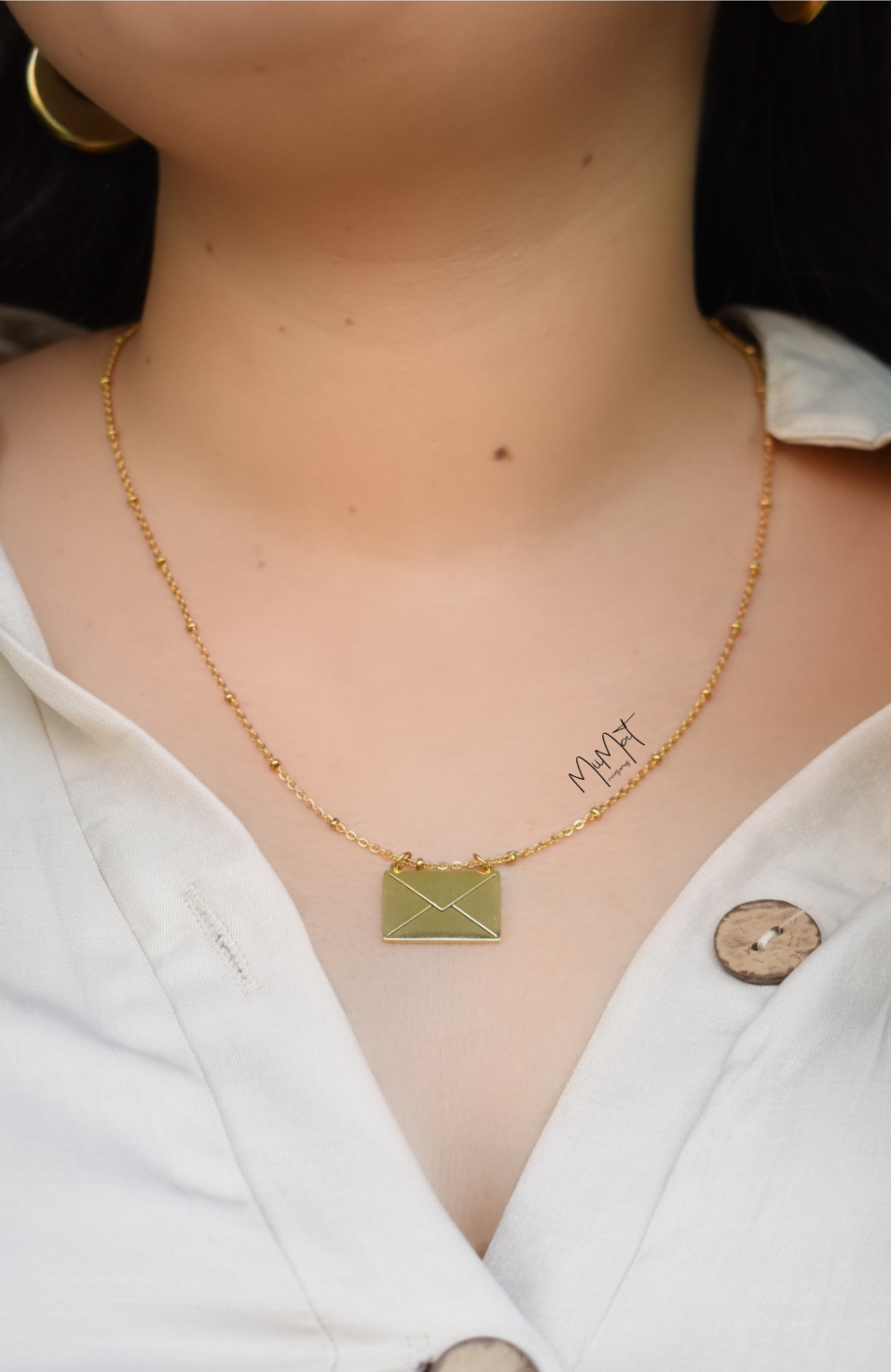Collar Letter