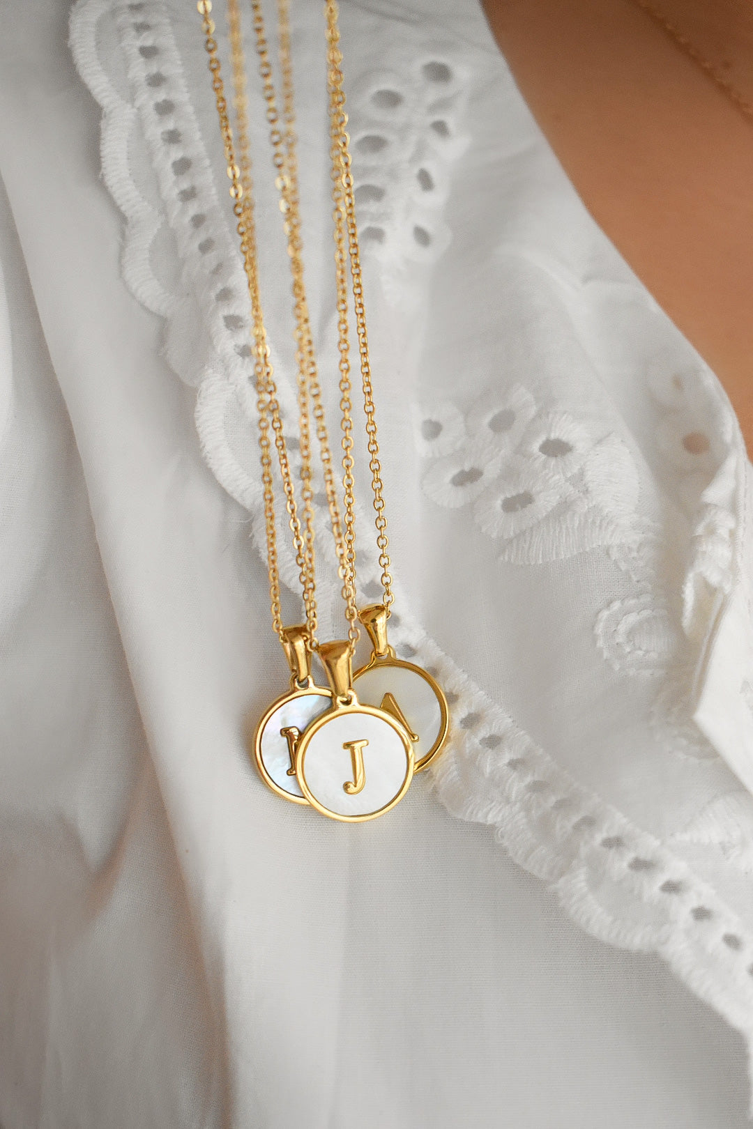 Collar Inicial Madre Perla