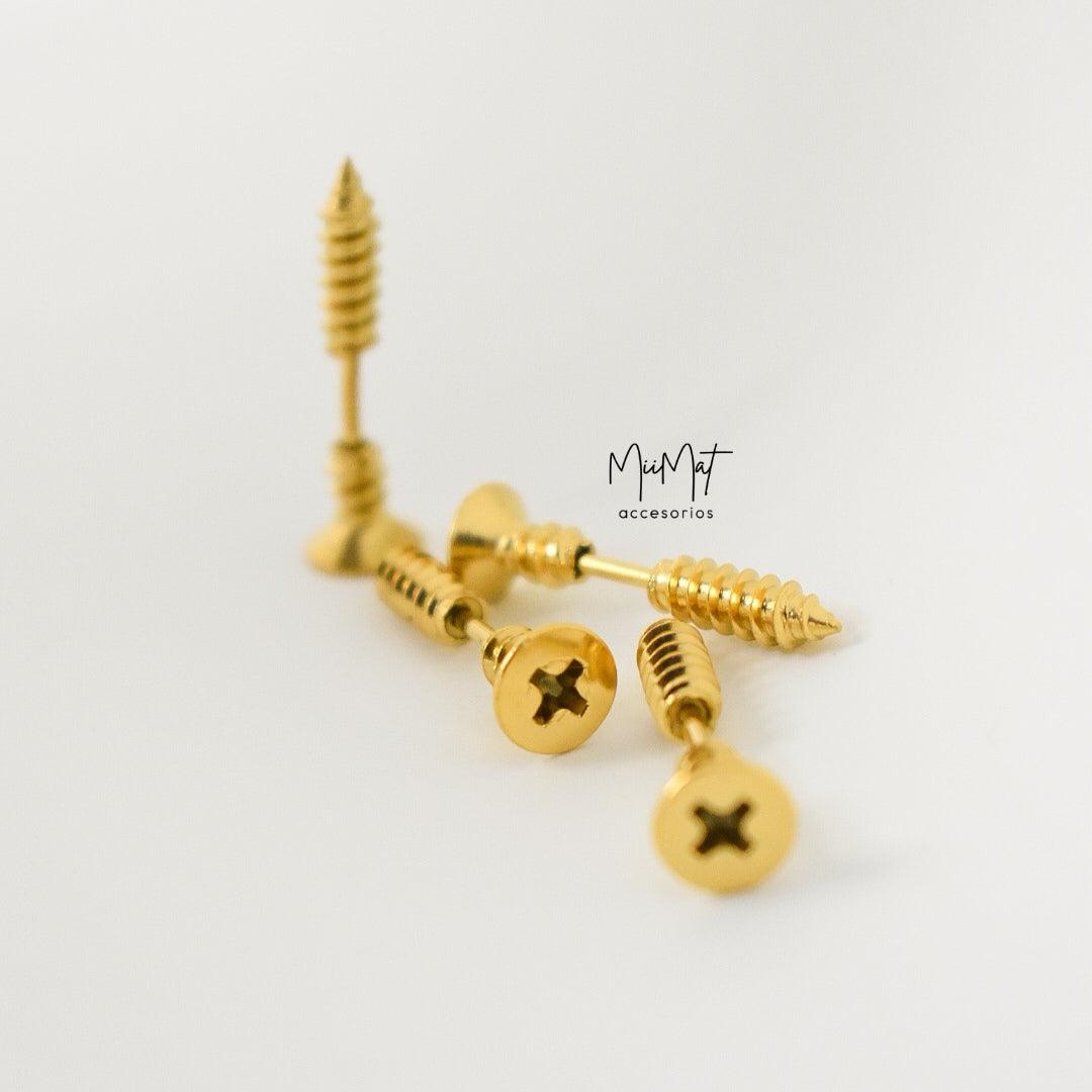 Aretes Clavo