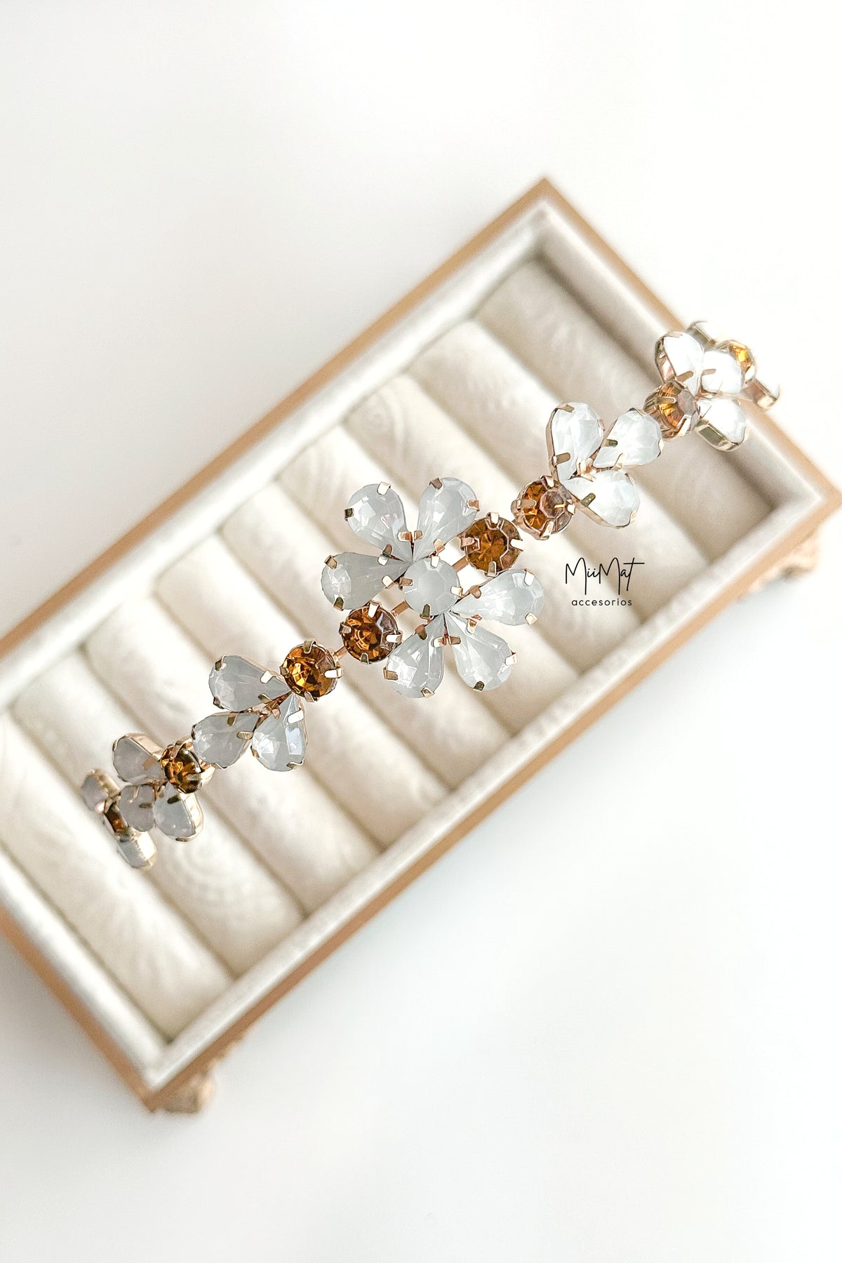 Diadema Flores Blancas
